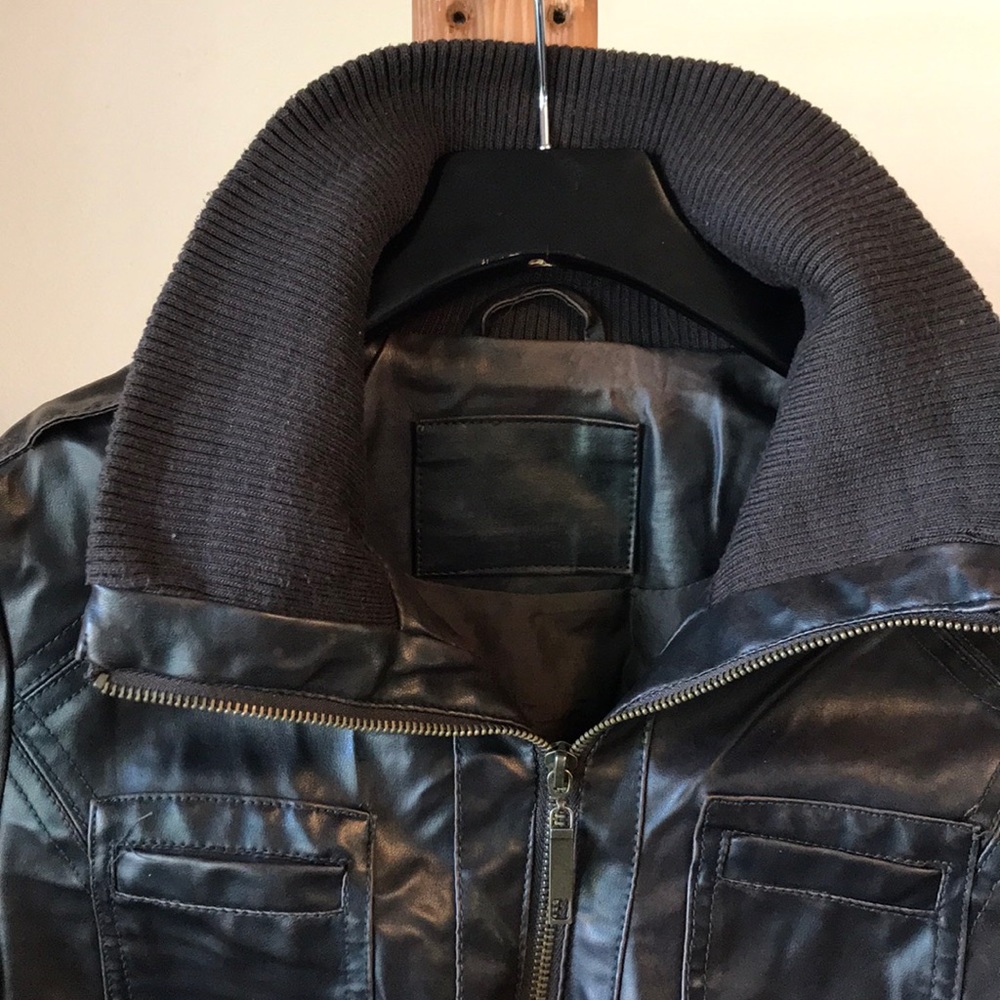 Bomber Jacket - Picture 4 of 6
